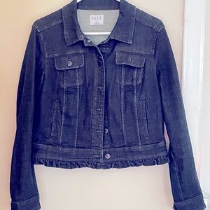 Denim jacket never been worn. Top pockets and side pockets.